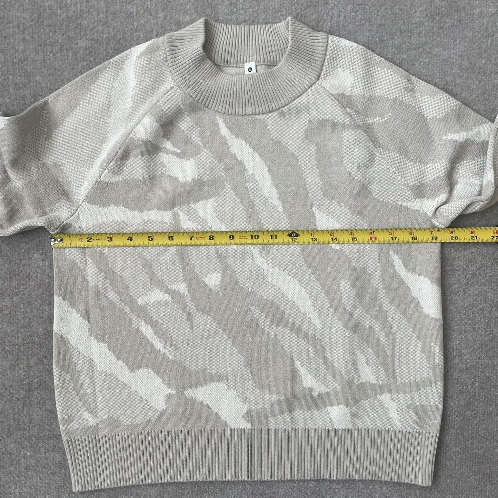 Athleta Sweater Womens XS Tan Camo Beige Casual Pullover Knit Merino Wool Shirt - Picture 5 of 7